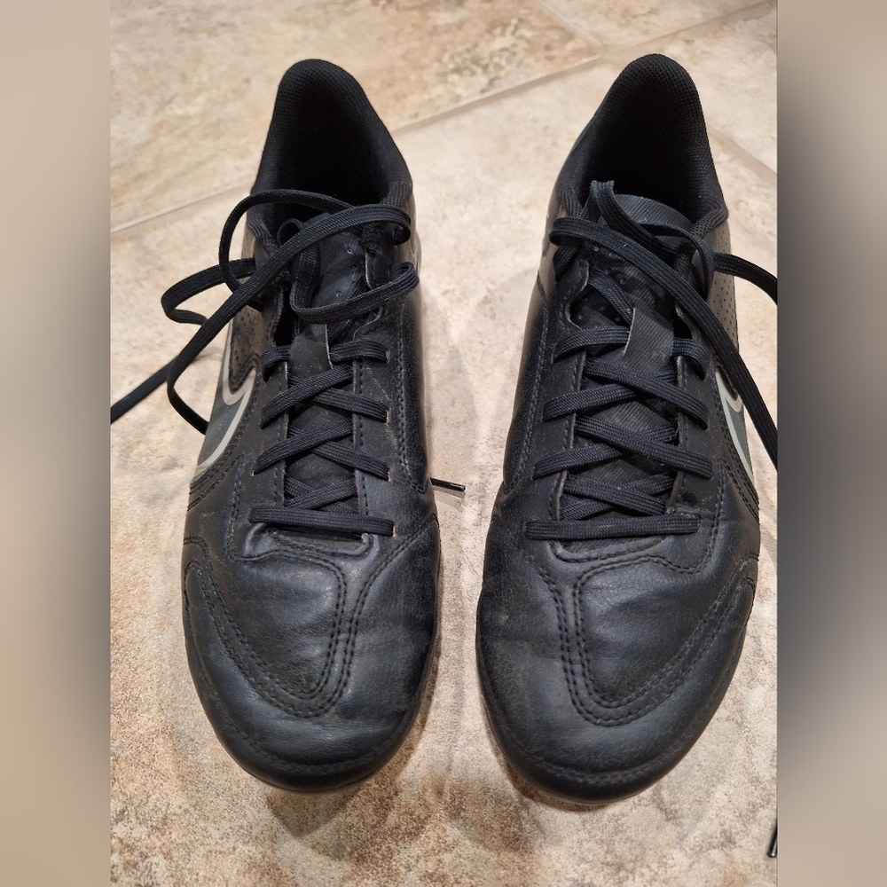 Nike Women’s Black Athletic Shoes